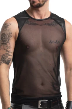 Regnes Fetish Planet - Shirt aus Netz und Wetlook