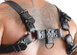 Svenjoyment - Harness aus Kunstleder