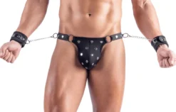 Svenjoyment - String mit Handschellen